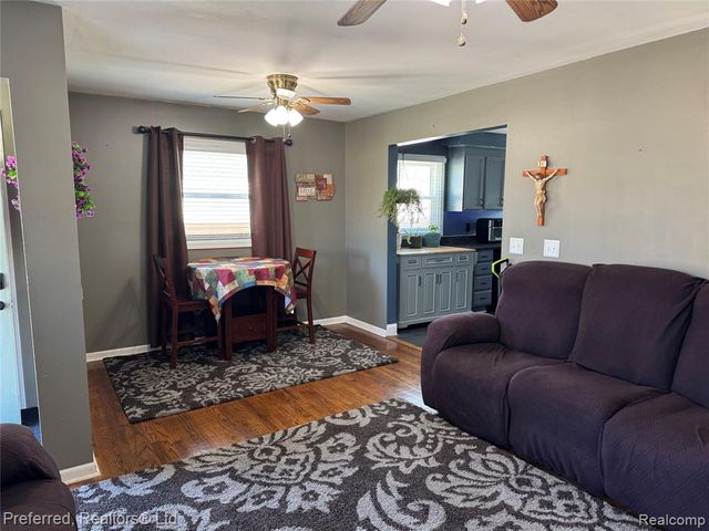 1124 Shirley Drive, Ypsilanti, MI 48198