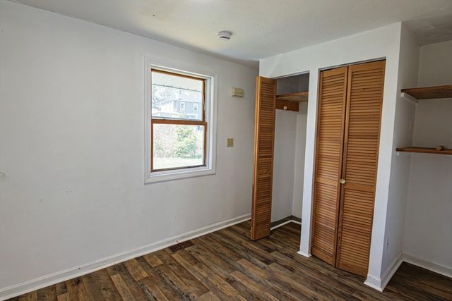 10 N Glenway Ave, Randolph, MA 02368