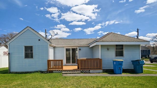 10 N Glenway Ave, Randolph, MA 02368