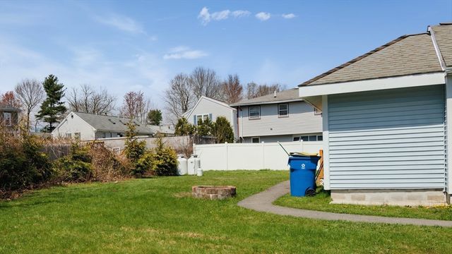 10 N Glenway Ave, Randolph, MA 02368