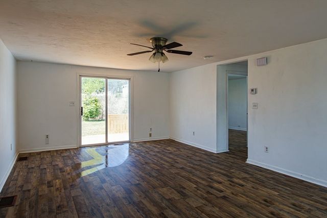 10 N Glenway Ave, Randolph, MA 02368