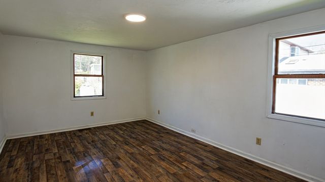 10 N Glenway Ave, Randolph, MA 02368