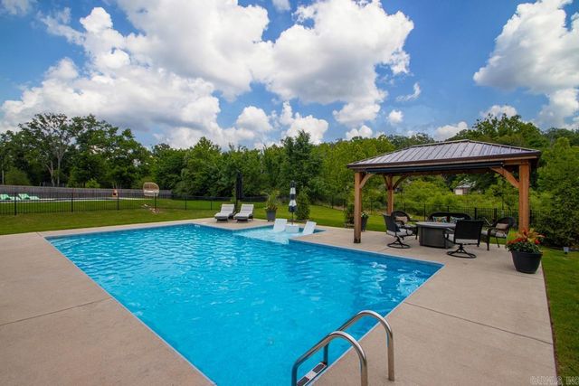 7750 S Shoreline Boulevard, Benton, AR 72019