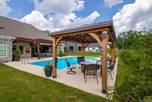 7750 S Shoreline Boulevard, Benton, AR 72019