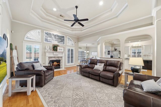 2314 E Lawther Drive, Deer Park, TX 77536