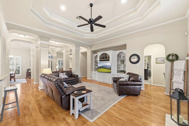 2314 E Lawther Drive, Deer Park, TX 77536