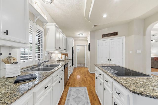 2314 E Lawther Drive, Deer Park, TX 77536