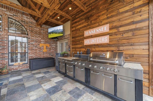 2314 E Lawther Drive, Deer Park, TX 77536