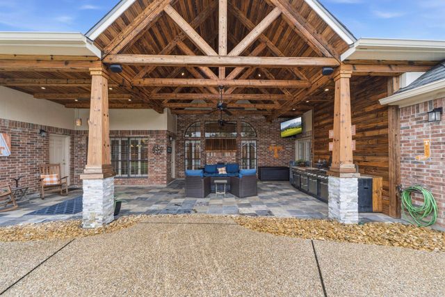 2314 E Lawther Drive, Deer Park, TX 77536