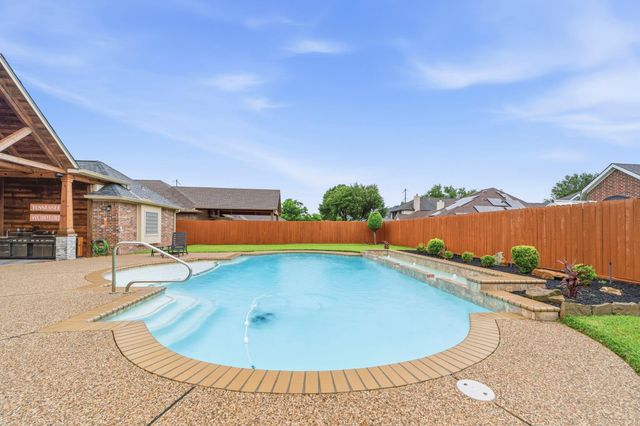 2314 E Lawther Drive, Deer Park, TX 77536