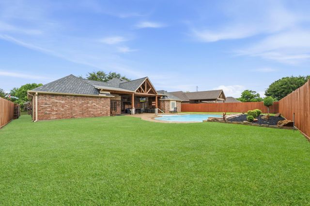2314 E Lawther Drive, Deer Park, TX 77536