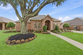 2314 E Lawther Drive, Deer Park, TX 77536