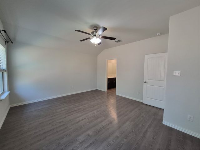 2100 Penn Street, Farmersville, TX 75442