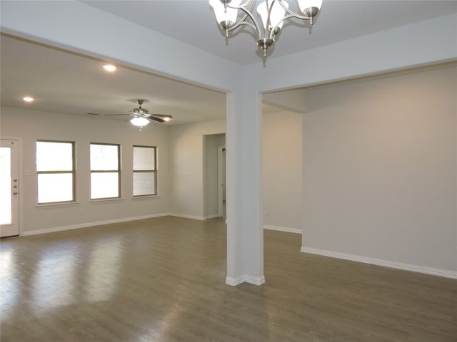 2100 Penn Street, Farmersville, TX 75442