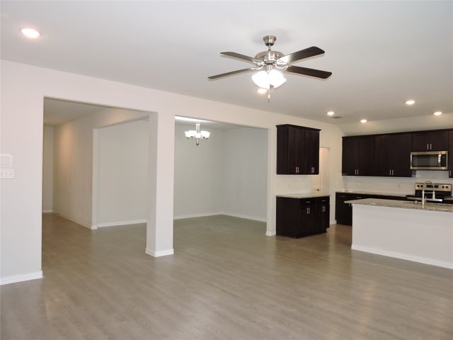 2100 Penn Street, Farmersville, TX 75442