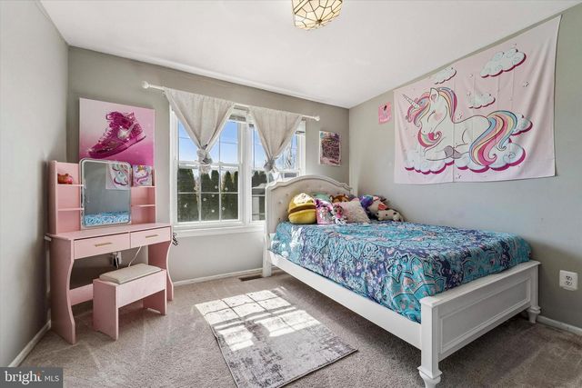 9 ARIEL DR, Mount Holly, NJ 08060