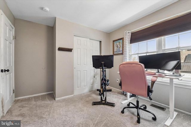 9 ARIEL DR, Mount Holly, NJ 08060