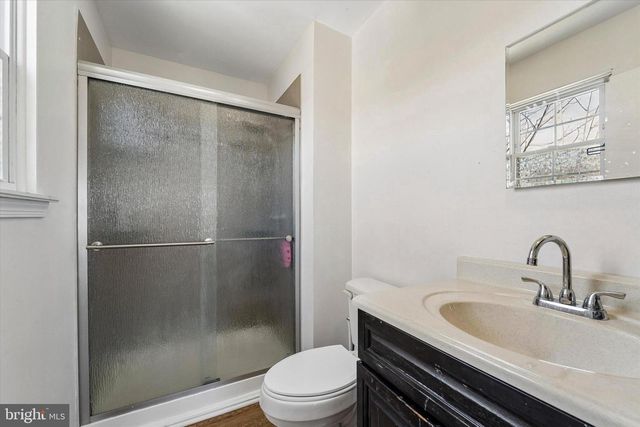 9 ARIEL DR, Mount Holly, NJ 08060