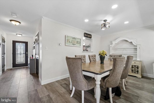 9 ARIEL DR, Mount Holly, NJ 08060