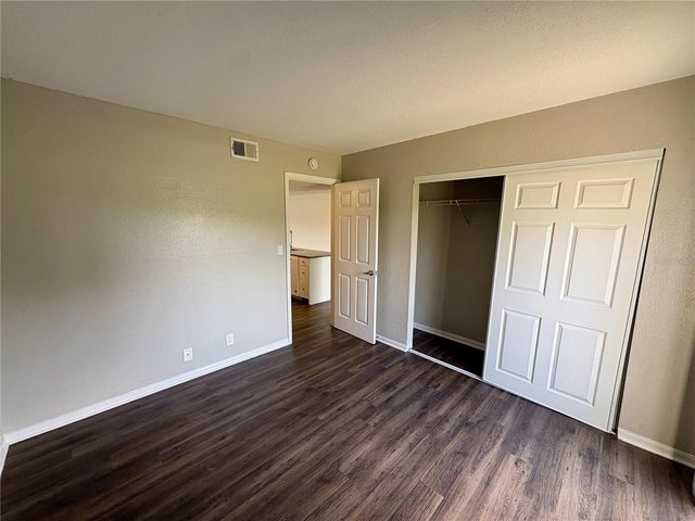 2005 5TH STREET W B, Bradenton, FL 34205