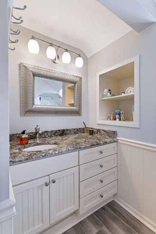 4058 Sunnyside Road, Edina, MN 55424