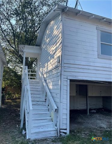 902 1/2 S 27th Street, Temple, TX 76504