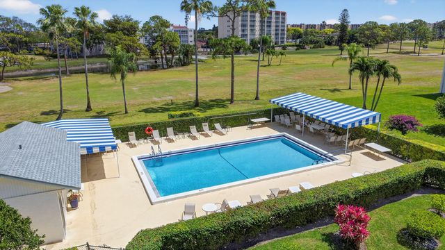 3326 Arcara Way, Greenacres, FL 33467