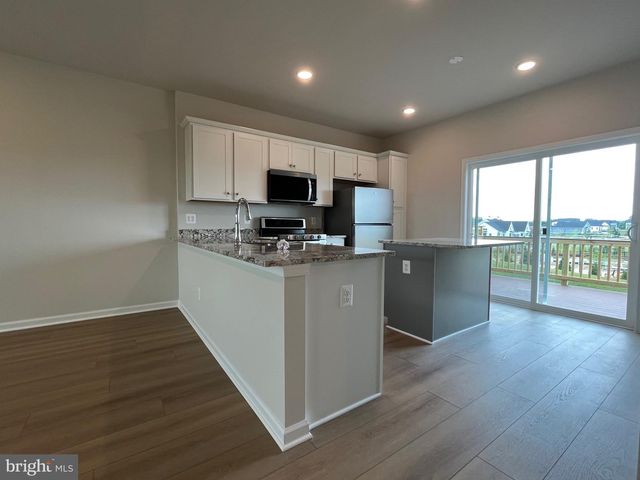 136 SWANSONG PL, Winchester, VA 22603