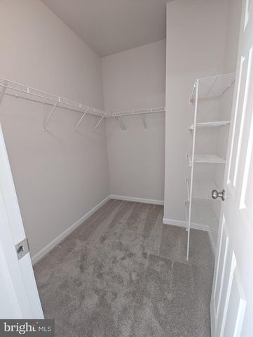 136 SWANSONG PL, Winchester, VA 22603