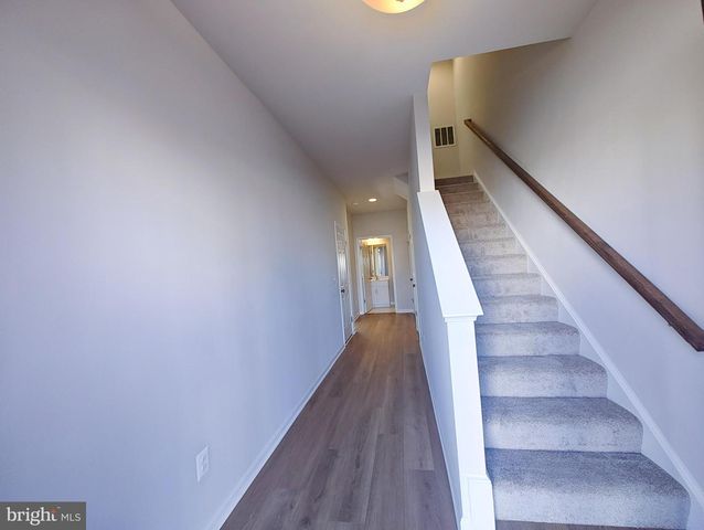 136 SWANSONG PL, Winchester, VA 22603