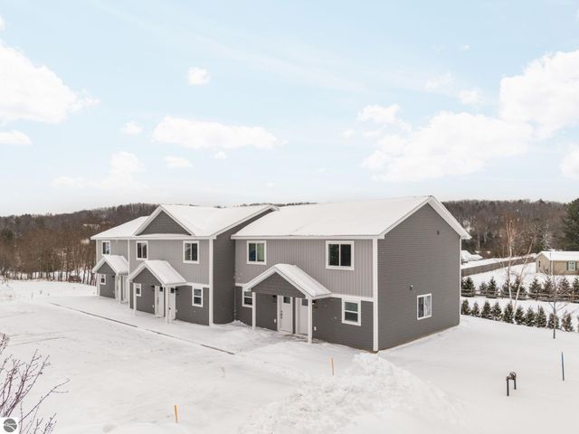 3788 Woodgate Drive, Traverse City, MI 49686