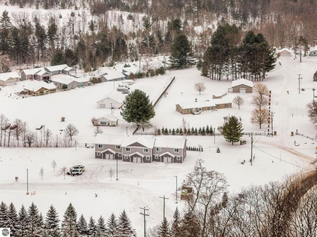 3788 Woodgate Drive, Traverse City, MI 49686