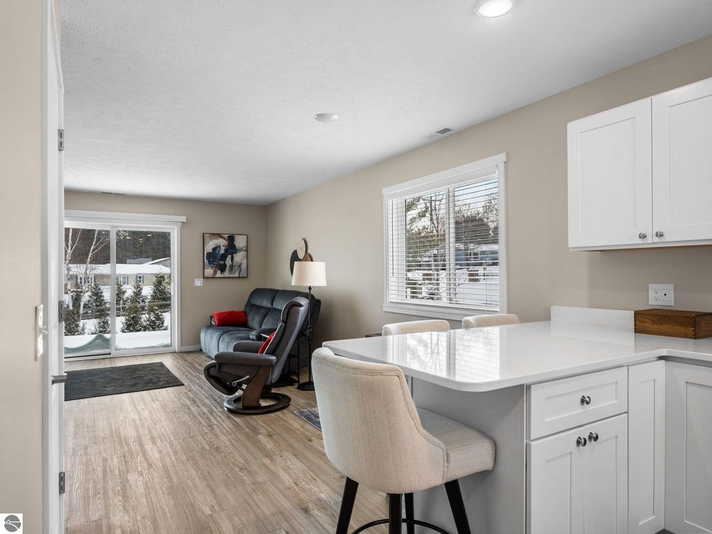 Image 8 of property listing at 3788 Woodgate Drive, Traverse City, MI 49686