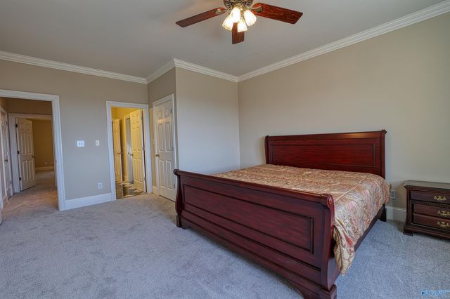 5 Saint Charles Road, Huntsville, AL 35801