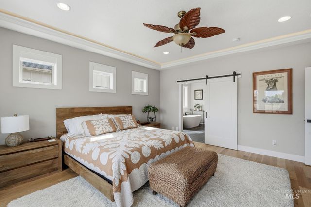 7706 W Meltwater Ln, Eagle, ID 83616