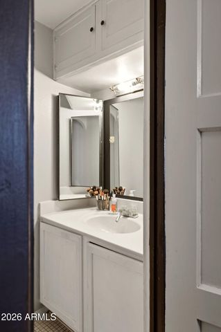 3008 N 24TH Place, Phoenix, AZ 85016