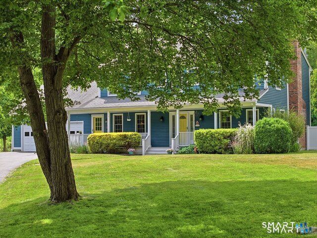 7 Goundry Drive, Waterford, CT 06385