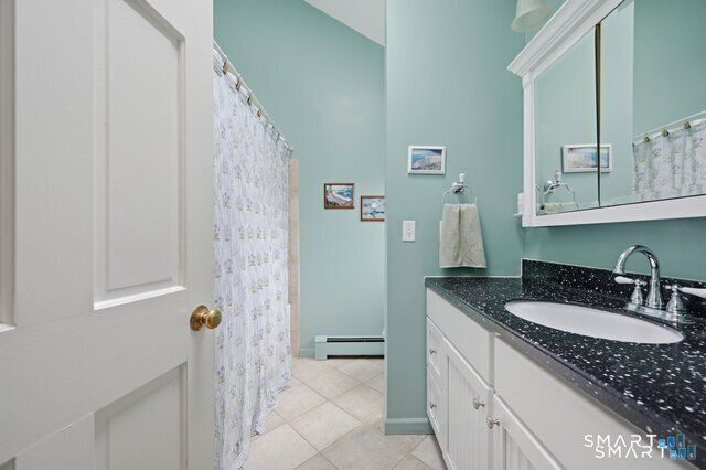 7 Goundry Drive, Waterford, CT 06385
