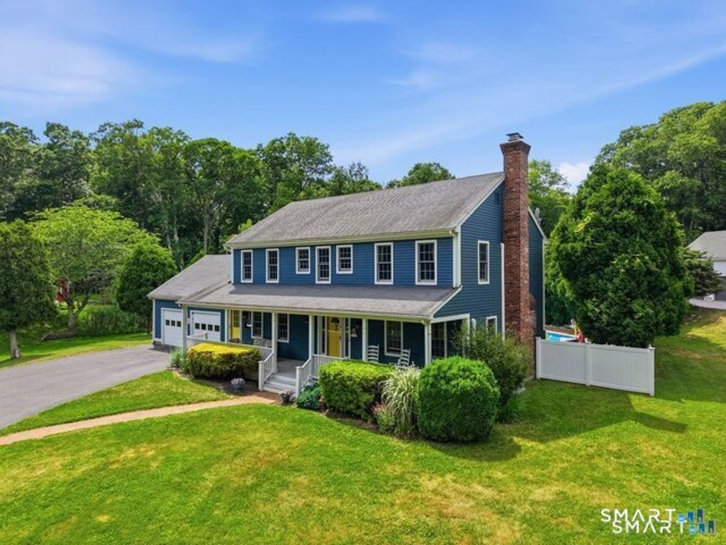 7 Goundry Drive, Waterford, CT 06385