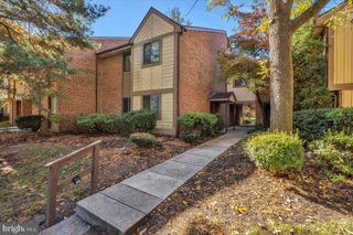 604-A CYPRESS POINT CIR, Mount Laurel, NJ 08054