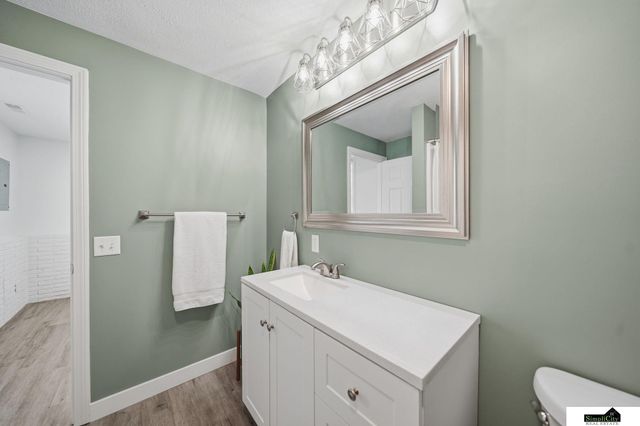 5411 La Salle Street, Lincoln, NE 68516