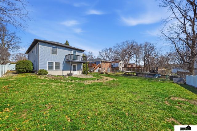5411 La Salle Street, Lincoln, NE 68516