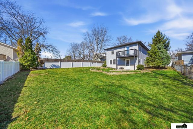 5411 La Salle Street, Lincoln, NE 68516