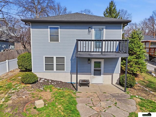 5411 La Salle Street, Lincoln, NE 68516