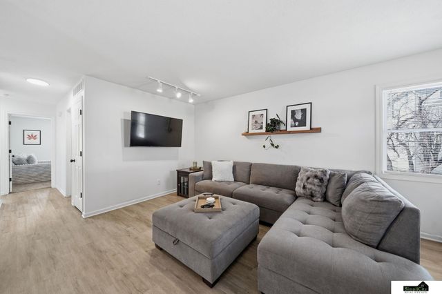 5411 La Salle Street, Lincoln, NE 68516