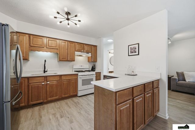 5411 La Salle Street, Lincoln, NE 68516