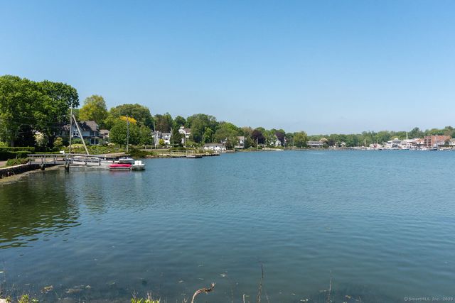 128 Five Mile River Road, Darien, CT 06820