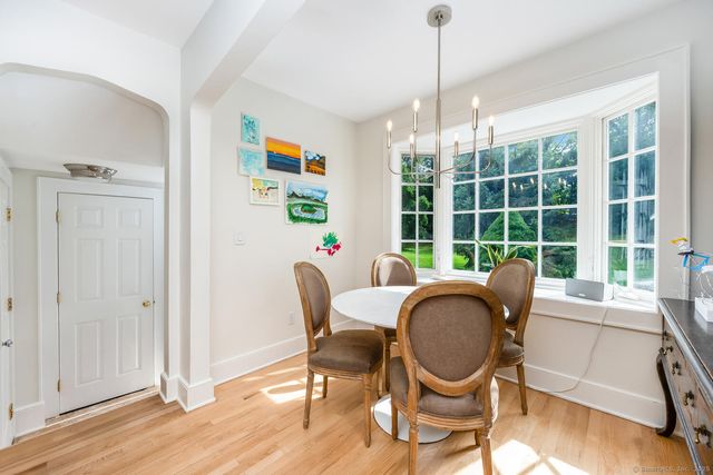 128 Five Mile River Road, Darien, CT 06820