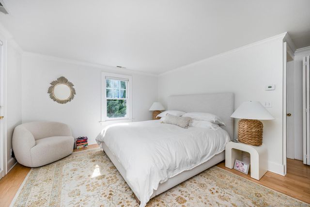 128 Five Mile River Road, Darien, CT 06820