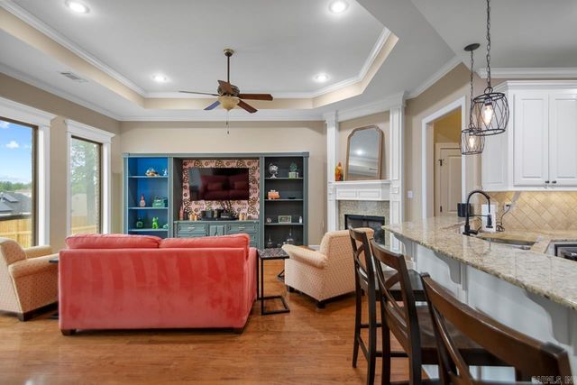 4040 Robinwood Circle, Bryant, AR 72022